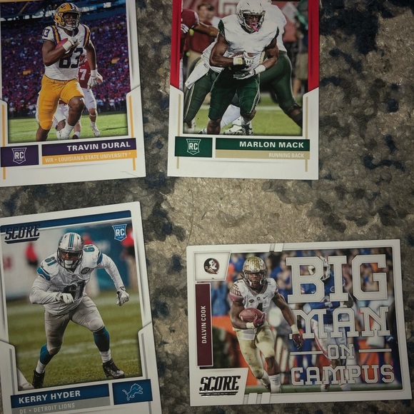 31 Score Football Cards Including 8 Rookie Cards - Picture 10 of 10